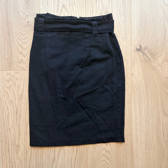 De Couleur Black High Waisted Belted Pencil Skirt Size 6 - Picture 6 of 6